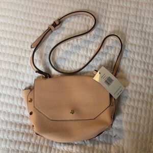 Elegant Tan Crossbody Bag